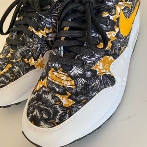 Nike Women's Floral Sneakers - Black, White, and Yellow